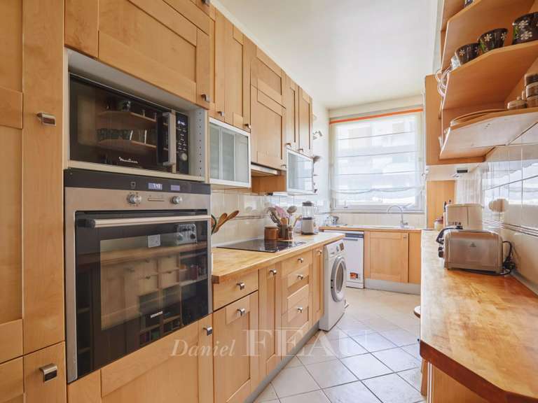 Appartement Paris 16e - 3 chambres - 110m²