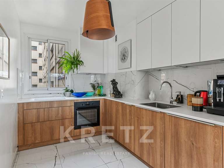 Appartement Paris 16e - 3 chambres - 124m²