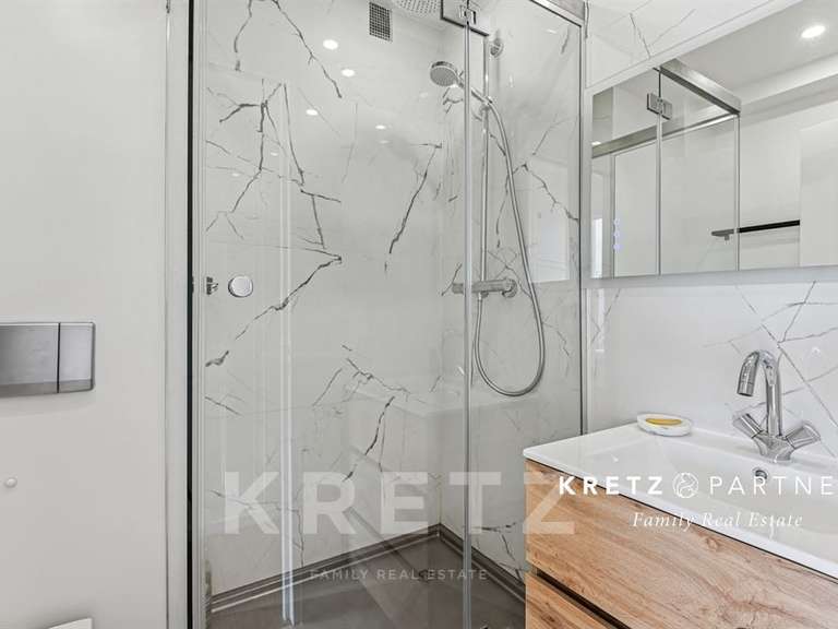 Appartement Paris 16e - 3 chambres - 124m²