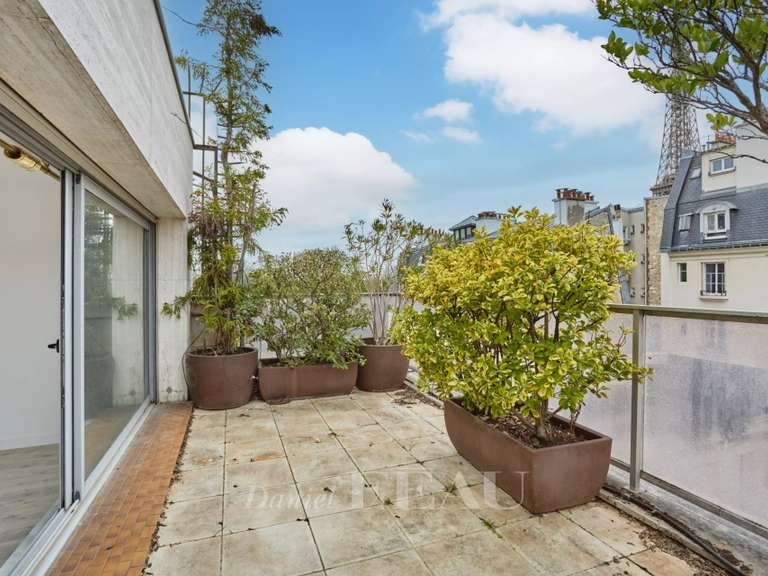 Appartement Paris 16e - 4 chambres - 138m²