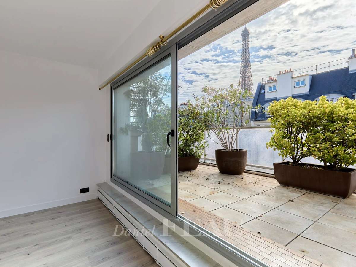 Apartment Paris 16e
