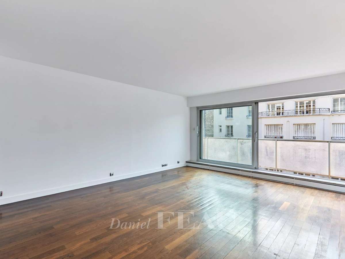 Apartment Paris 16e