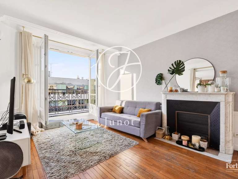 Appartement Paris 16e - 2 chambres - 102m²