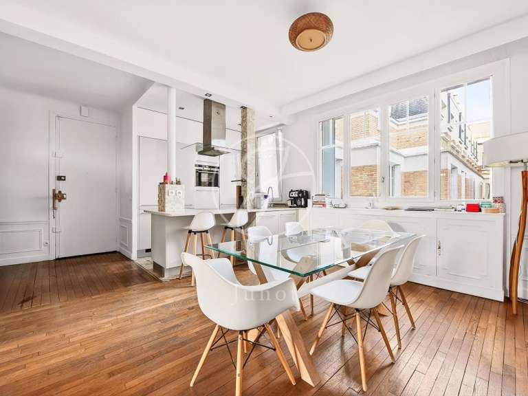 Appartement Paris 16e - 2 chambres - 102m²