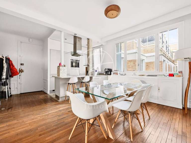 Appartement Paris 16e - 2 chambres - 102m²