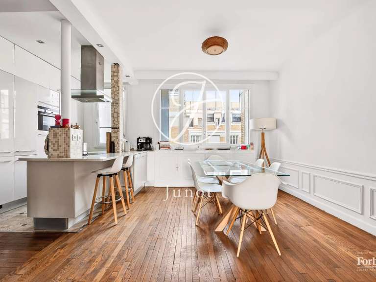 Appartement Paris 16e - 2 chambres - 102m²