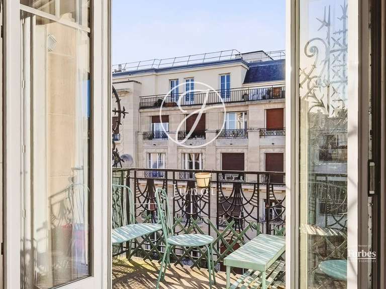 Appartement Paris 16e - 2 chambres - 102m²