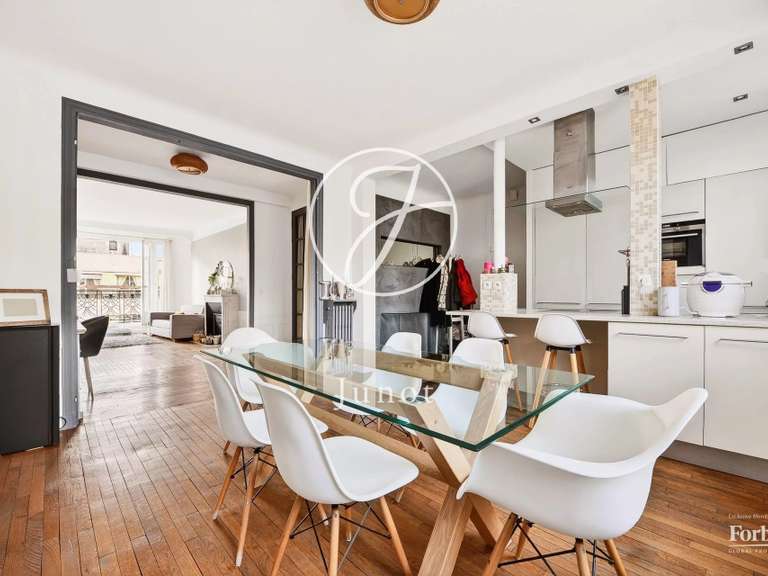 Appartement Paris 16e - 2 chambres - 102m²