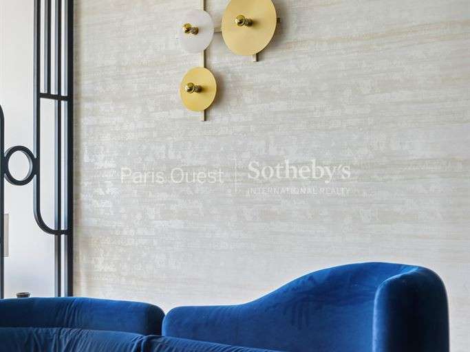 Appartement Paris 16e - 3 chambres - 149m²