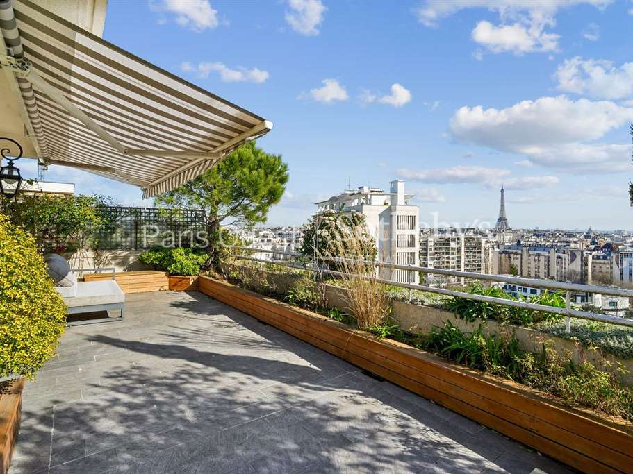 Apartment Paris 16e