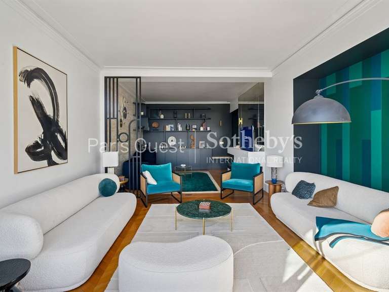 Appartement Paris 16e - 3 chambres - 149m²