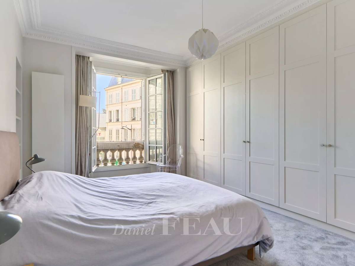 Apartment Paris 16e