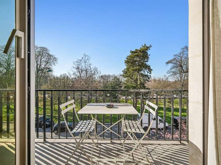 Appartement Paris 16e - 5 chambres - 326m²