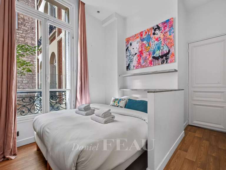 Appartement Paris 16e - 4 chambres - 242m²