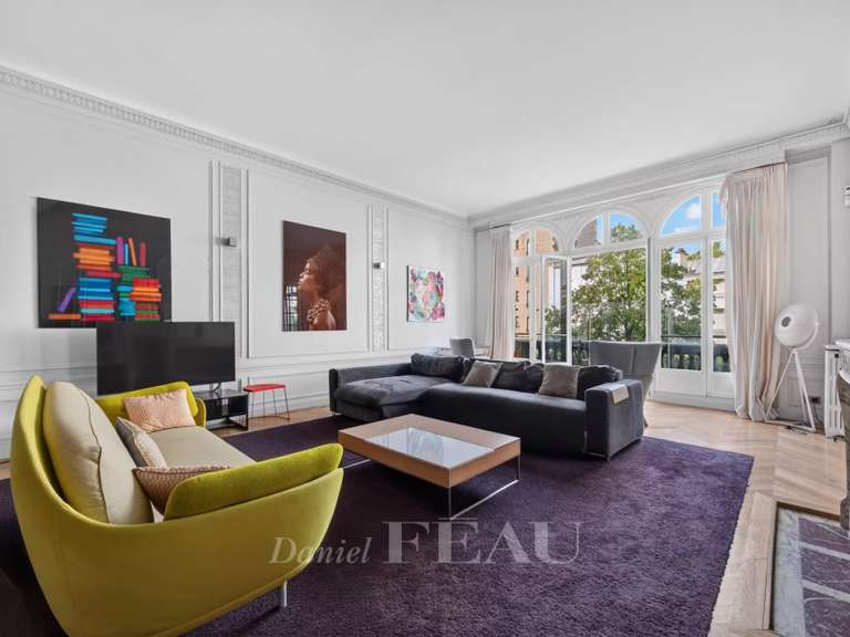 Appartement Paris 16e - 4 chambres - 242m²