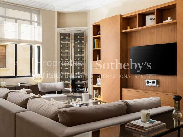 Appartement Paris 16e - 4 chambres - 392m²