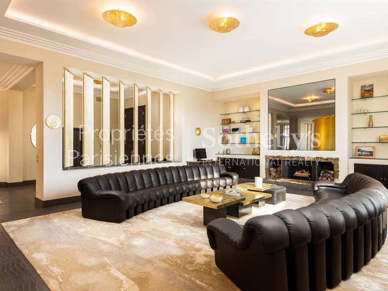 Appartement Paris 16e - 4 chambres - 392m²