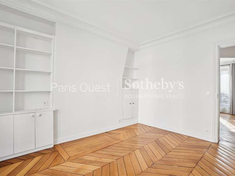 Appartement Paris 16e - 2 chambres - 78m²