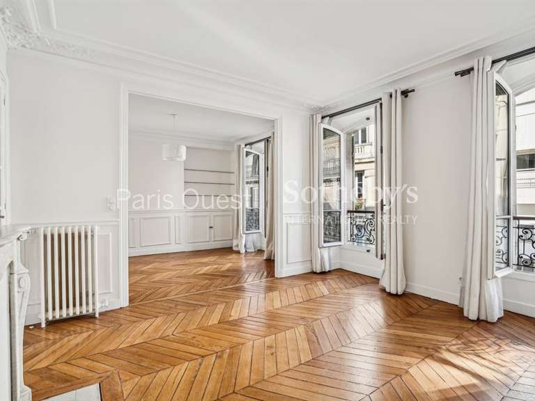 Appartement Paris 16e - 2 chambres - 78m²