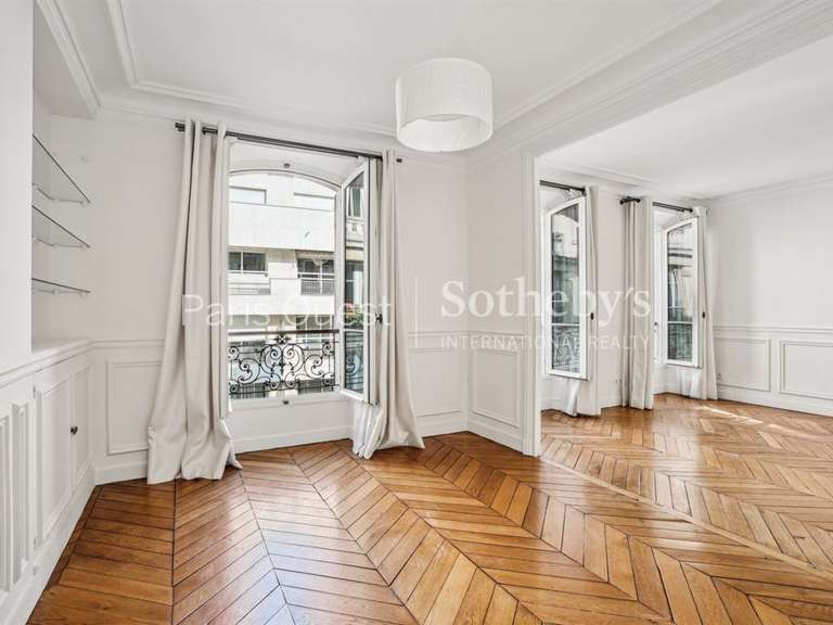 Appartement Paris 16e - 2 chambres - 78m²