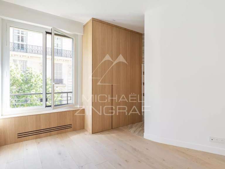 Appartement Paris 16e - 3 chambres - 126m²