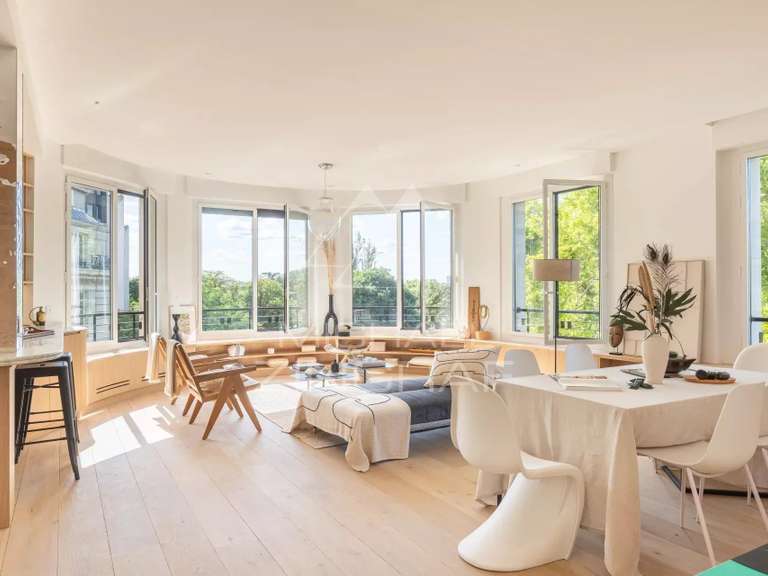 Appartement Paris 16e - 3 chambres - 126m²