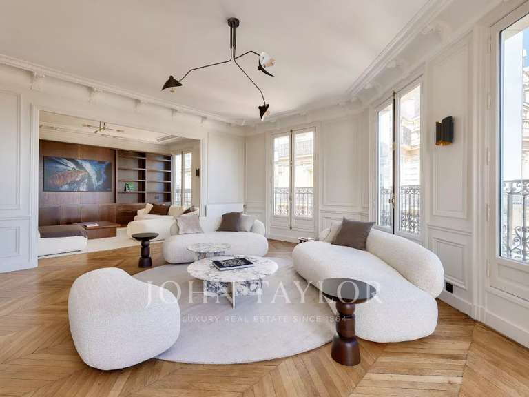 Appartement Paris 16e - 4 chambres - 216m²