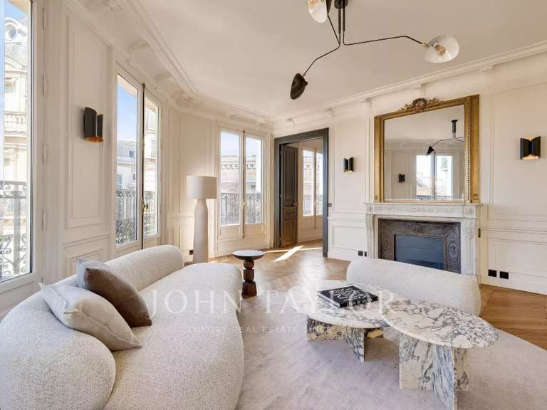 Appartement Paris 16e - 4 chambres - 216m²