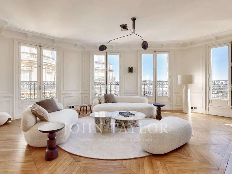Appartement Paris 16e - 4 chambres - 216m²