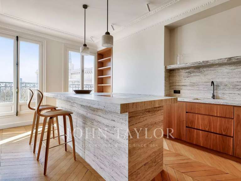 Appartement Paris 16e - 4 chambres - 216m²