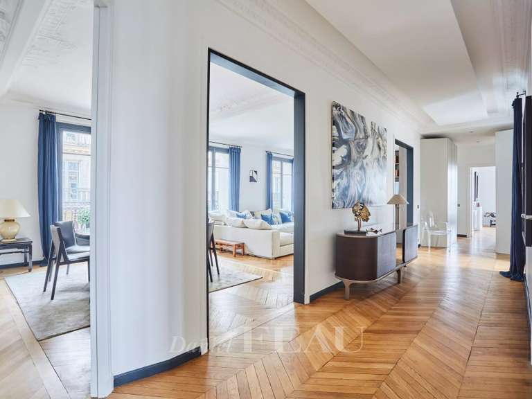 Appartement Paris 16e - 4 chambres - 185m²