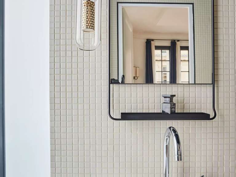 Appartement Paris 16e - 4 chambres - 185m²