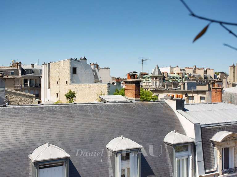 Appartement Paris 16e - 4 chambres - 185m²