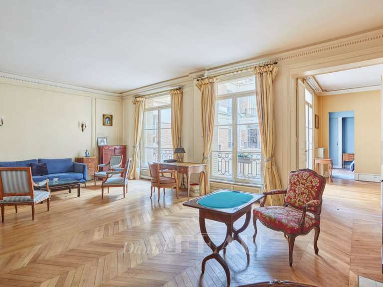 Appartement Paris 16e - 3 chambres - 146m²