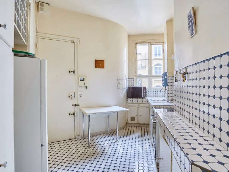 Appartement Paris 16e - 3 chambres - 146m²