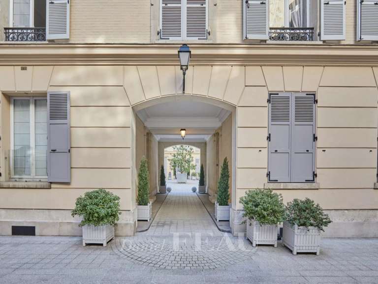 Apartment Paris 16e - 3 bedrooms - 135m²