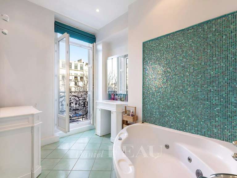 Apartment Paris 16e - 4 bedrooms - 286m²