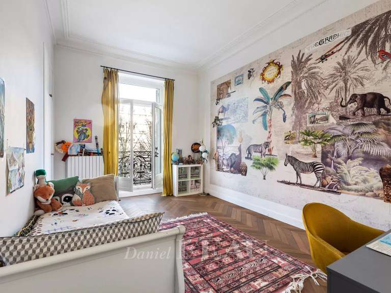Apartment Paris 16e - 4 bedrooms - 286m²