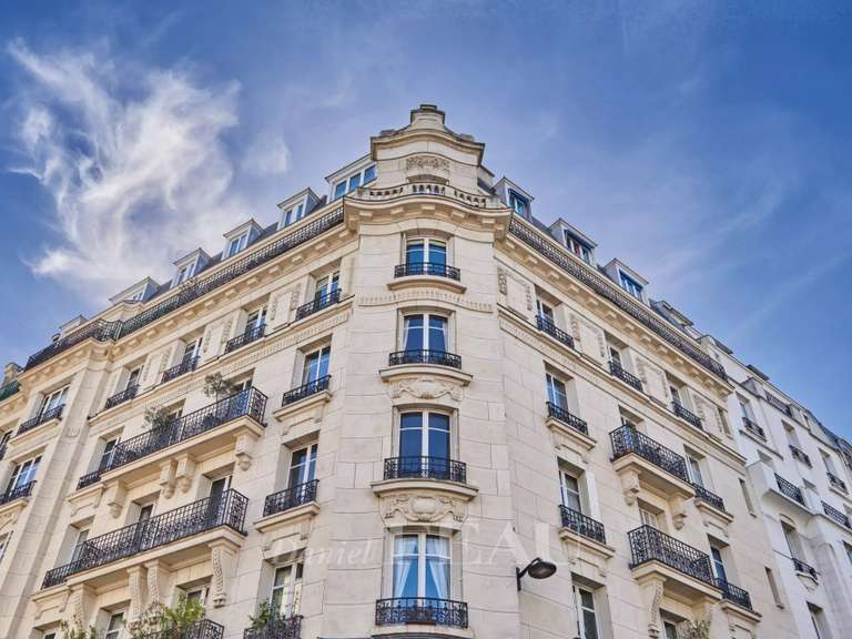 Appartement Paris 16e - 3 chambres - 140m²