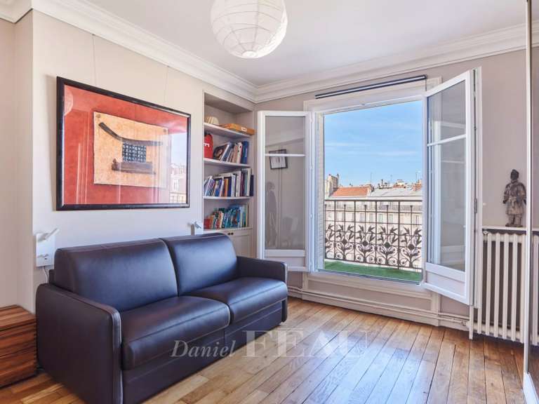 Appartement Paris 16e - 3 chambres - 140m²
