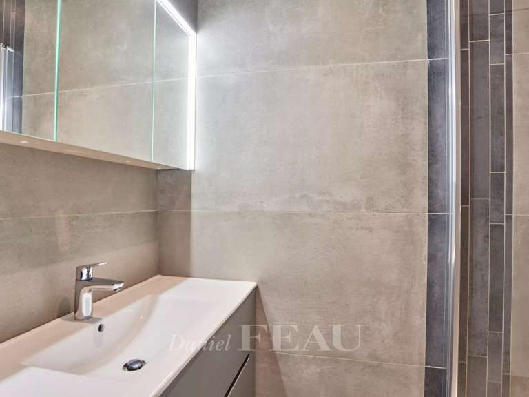 Appartement Paris 16e - 3 chambres - 140m²