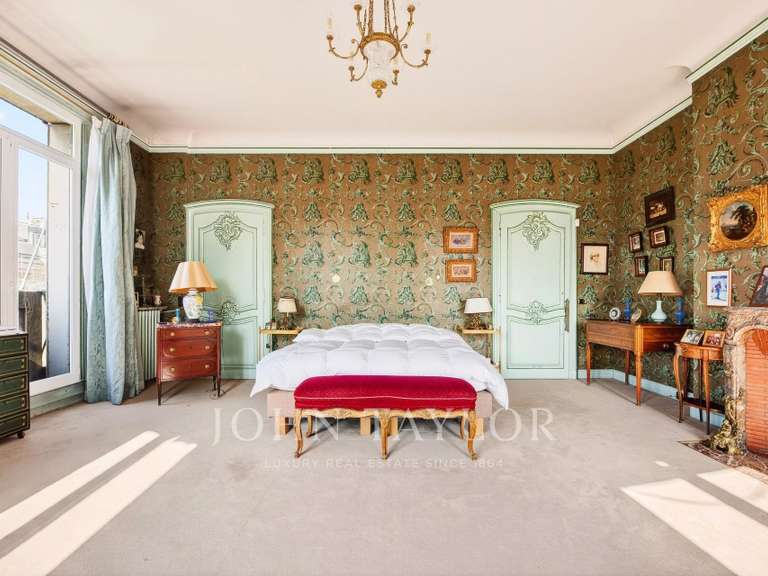 Appartement Paris 16e - 5 chambres - 393m²