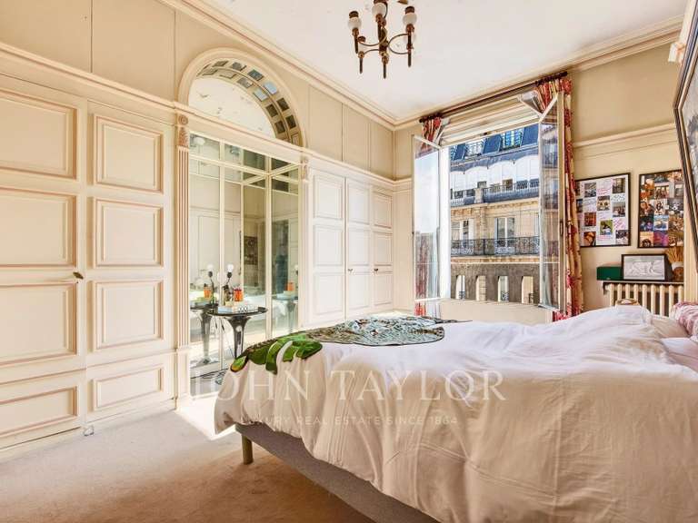 Appartement Paris 16e - 5 chambres - 393m²