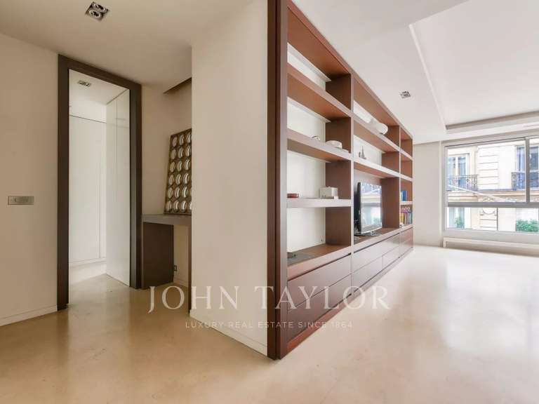 Appartement Paris 16e - 3 chambres - 105m²