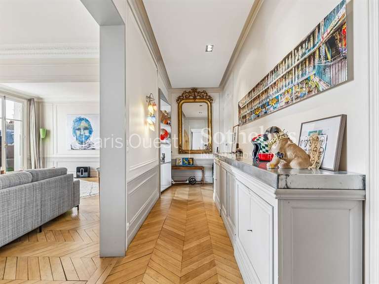 Appartement Paris 16e - 4 chambres - 207m²