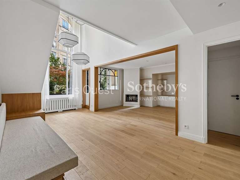 Appartement Paris 16e - 1 chambre - 87m²