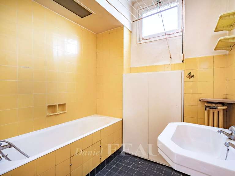 Appartement Paris 16e - 4 chambres - 100m²