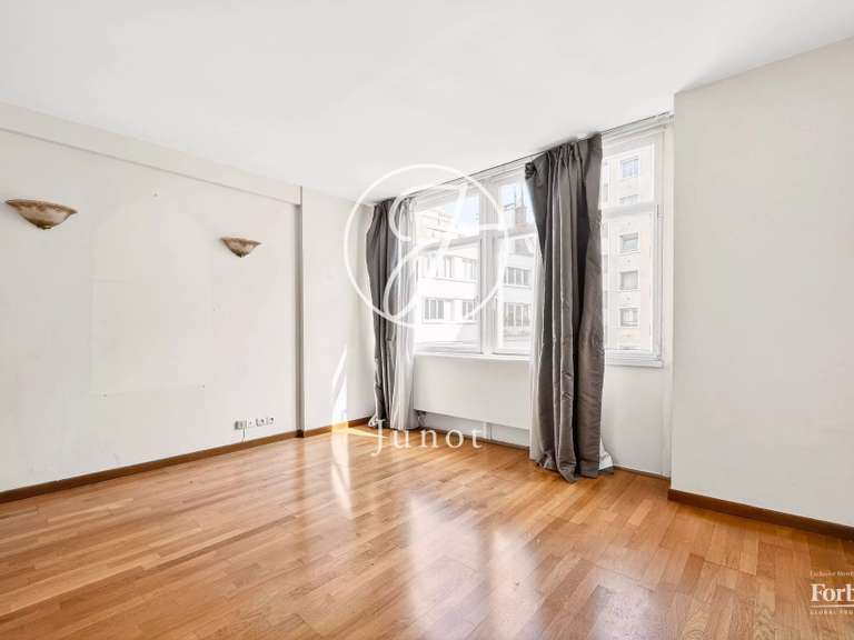 Appartement Paris 16e - 2 chambres - 95m²
