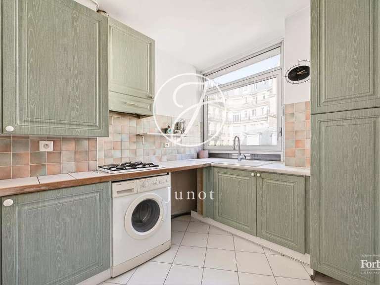 Appartement Paris 16e - 2 chambres - 95m²