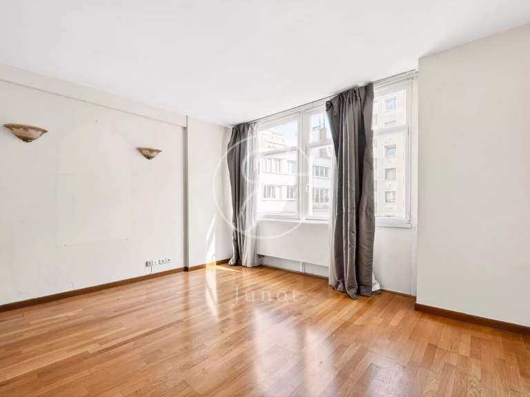 Appartement Paris 16e - 2 chambres - 95m²